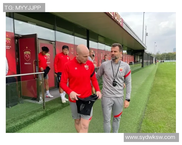 苏超联赛最新动态分析：传统豪门与新兴球队的激烈竞争与未来发展趋势