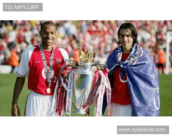 蒂埃里亨利的传奇之路从枪手英雄到绿茵场永恒记忆